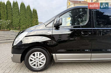 Мінівен Hyundai H-1 2016 в 