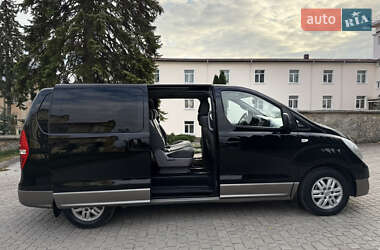 Мінівен Hyundai H-1 2016 в 