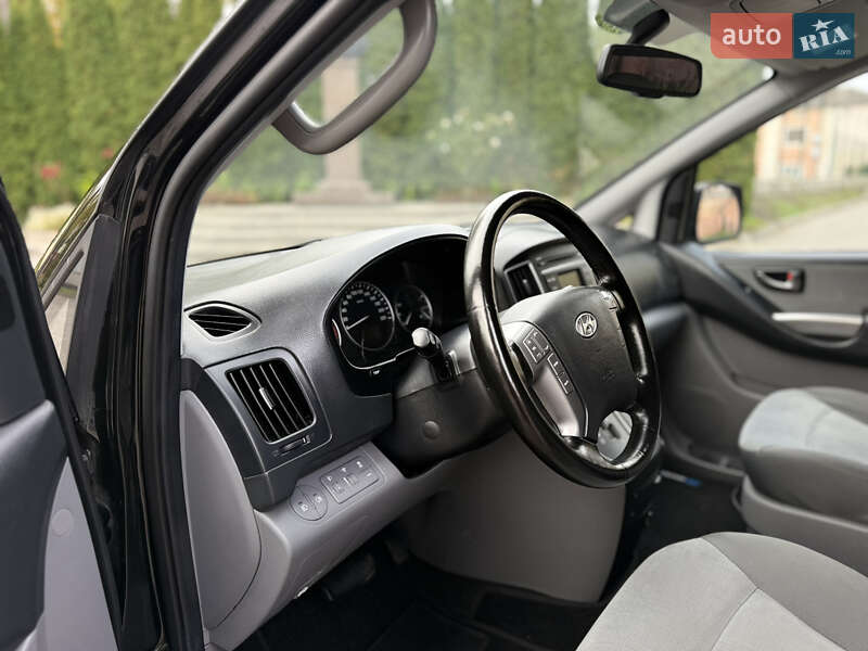 Мінівен Hyundai H-1 2016 в Тернополі