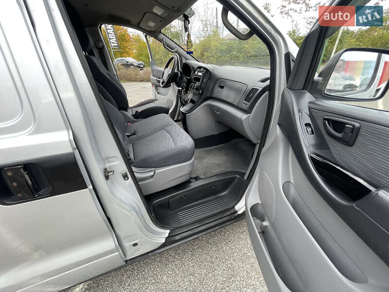 Грузовой фургон Hyundai H-1 2008 в Одессе