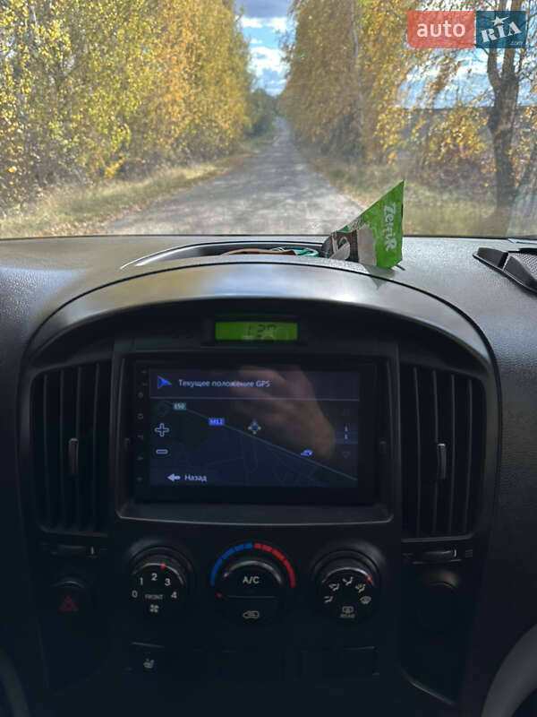 Мінівен Hyundai H-1 2008 в Бару фото 22 Мінівен Hyundai H-1 2008 в Бару