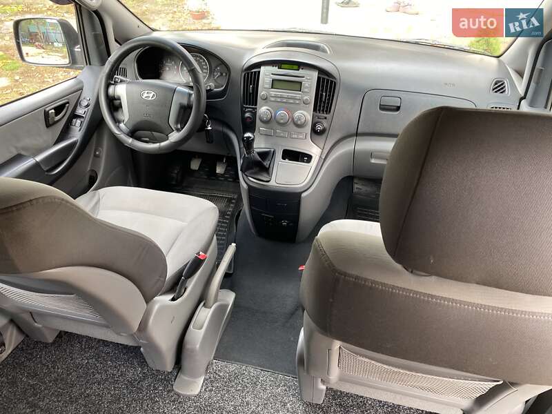 Минивэн Hyundai H-1 2008 в Звенигородке