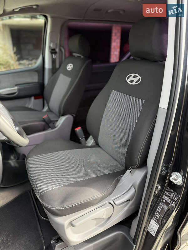 Мінівен Hyundai H-1 2011 в Львові фото 24 Мінівен Hyundai H-1 2011 в Львові