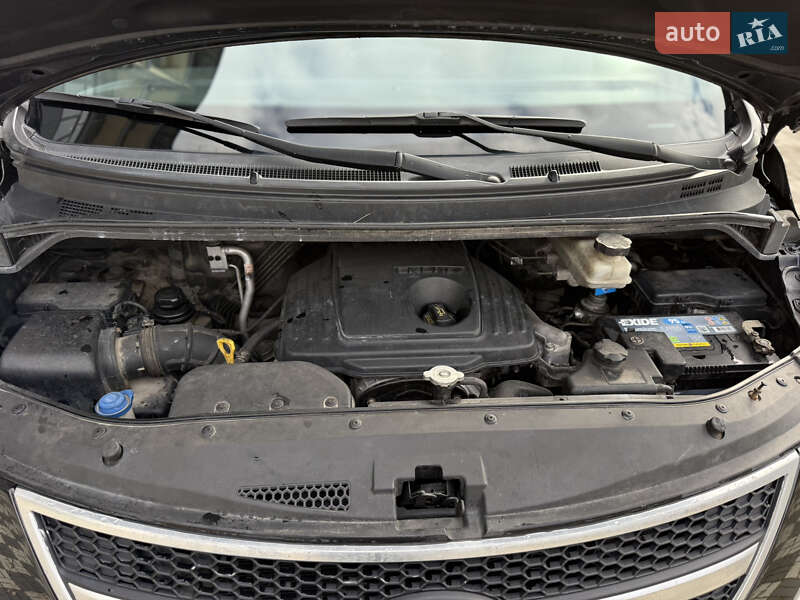 Мінівен Hyundai H-1 2011 в Львові фото 35 Мінівен Hyundai H-1 2011 в Львові