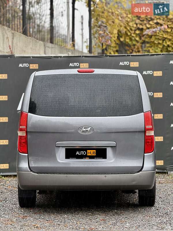 Мінівен Hyundai H-1 2009 в Харкові