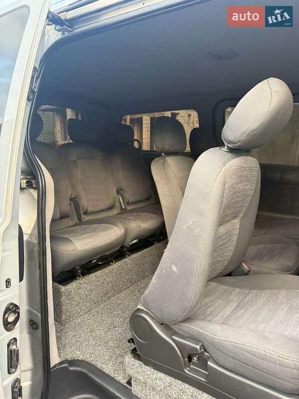 Мінівен Hyundai H-1 2008 в Виноградові фото 9 Мінівен Hyundai H-1 2008 в Виноградові