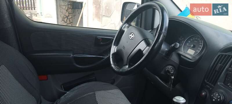 Минивэн Hyundai H-1 2008 в Коломые
