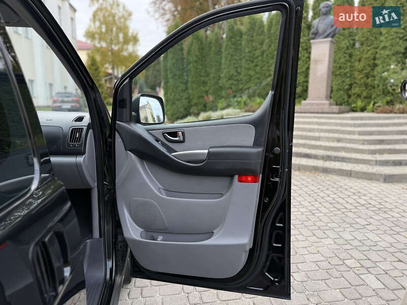 Минивэн Hyundai H-1 2016 в Тернополе фото 87 Минивэн Hyundai H-1 2016 в Тернополе