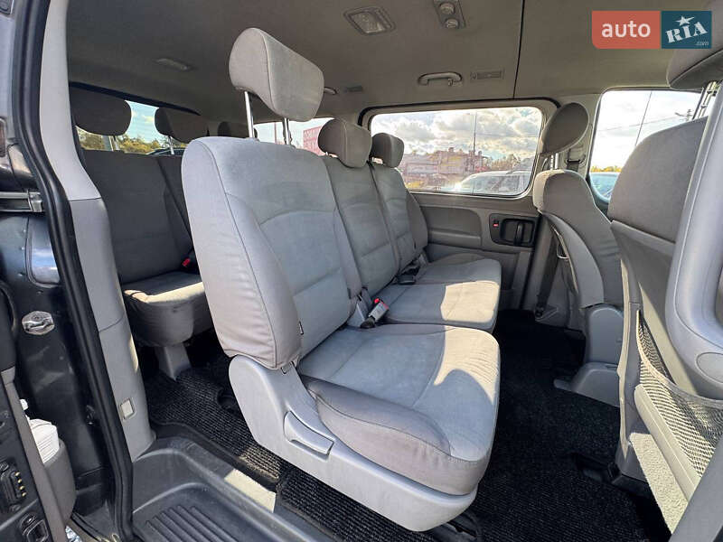 Мінівен Hyundai H-1 2011 в Стрию