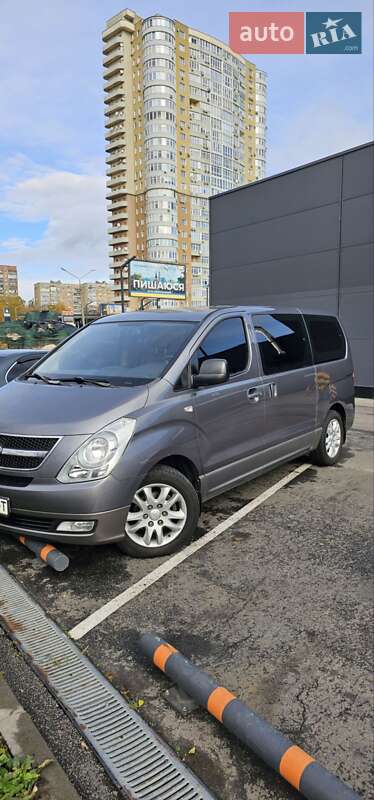 Минивэн Hyundai H-1 2009 в Харькове