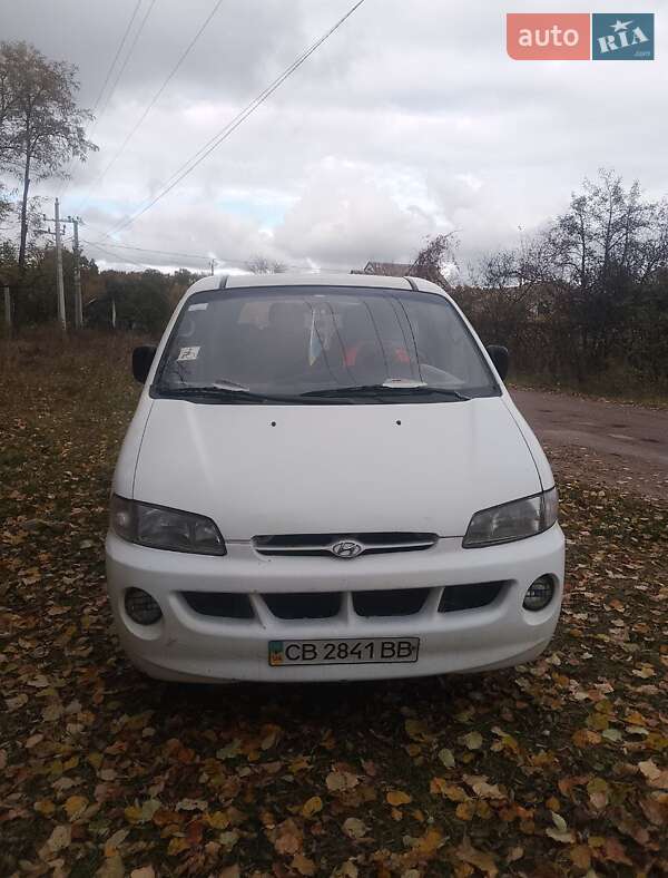 Минивэн Hyundai H-1 2000 в Чернигове