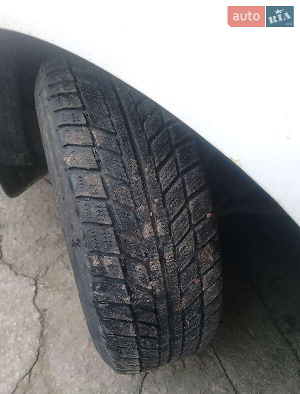 Минивэн Hyundai H-1 2000 в Чернигове