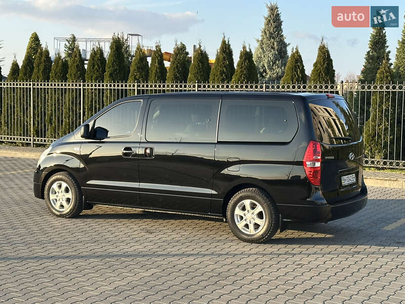 Минивэн Hyundai H-1 2012 в Одессе