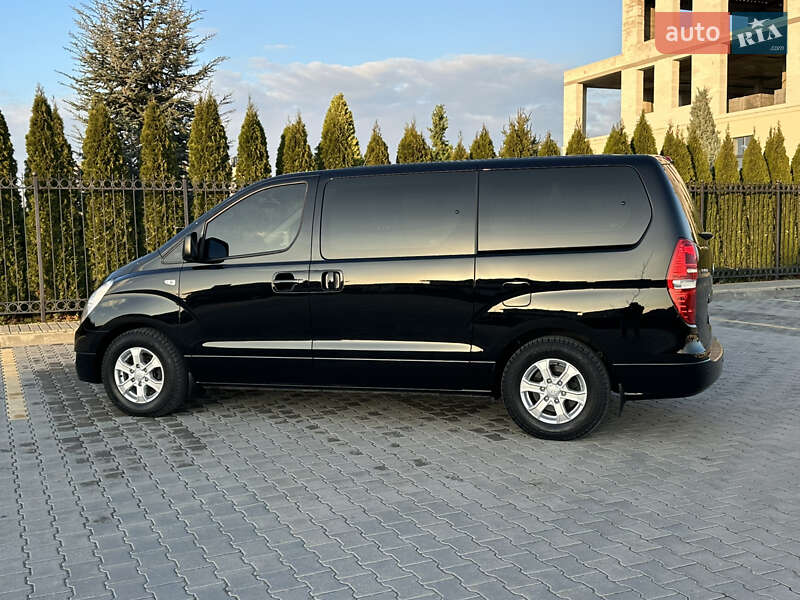 Минивэн Hyundai H-1 2012 в Одессе