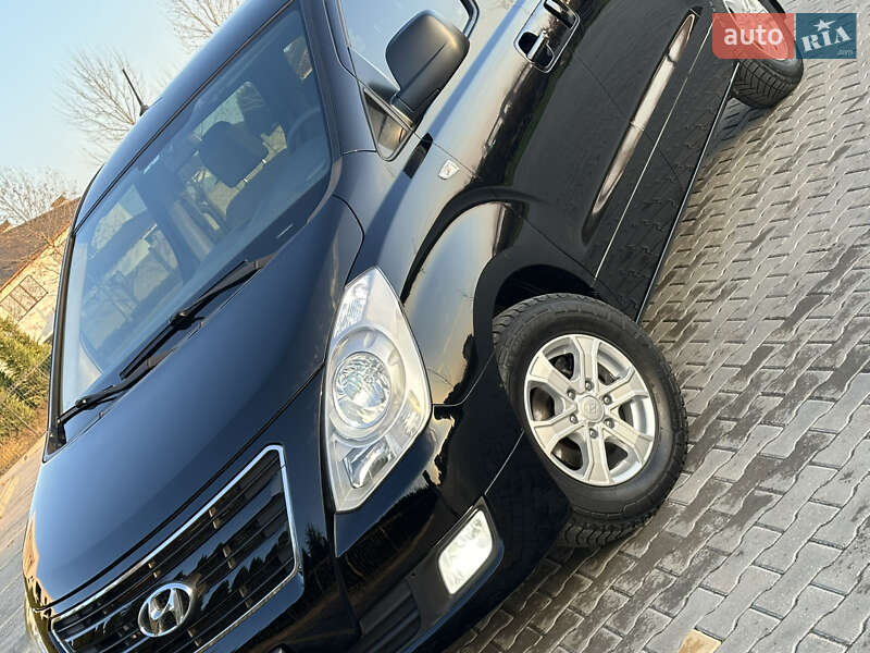Минивэн Hyundai H-1 2012 в Одессе