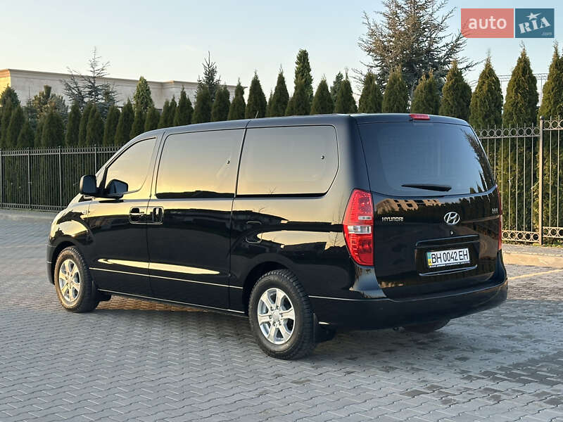 Минивэн Hyundai H-1 2012 в Одессе