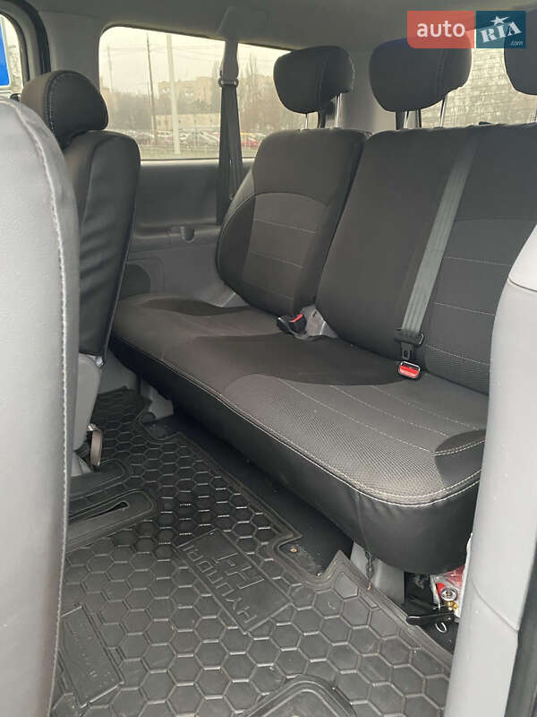 Минивэн Hyundai H-1 2008 в Киеве