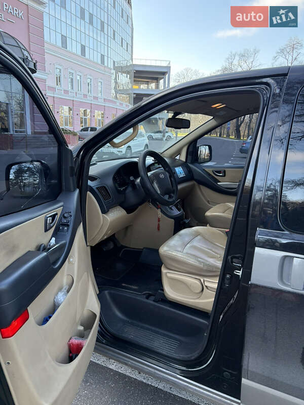 Минивэн Hyundai H-1 2013 в Одессе