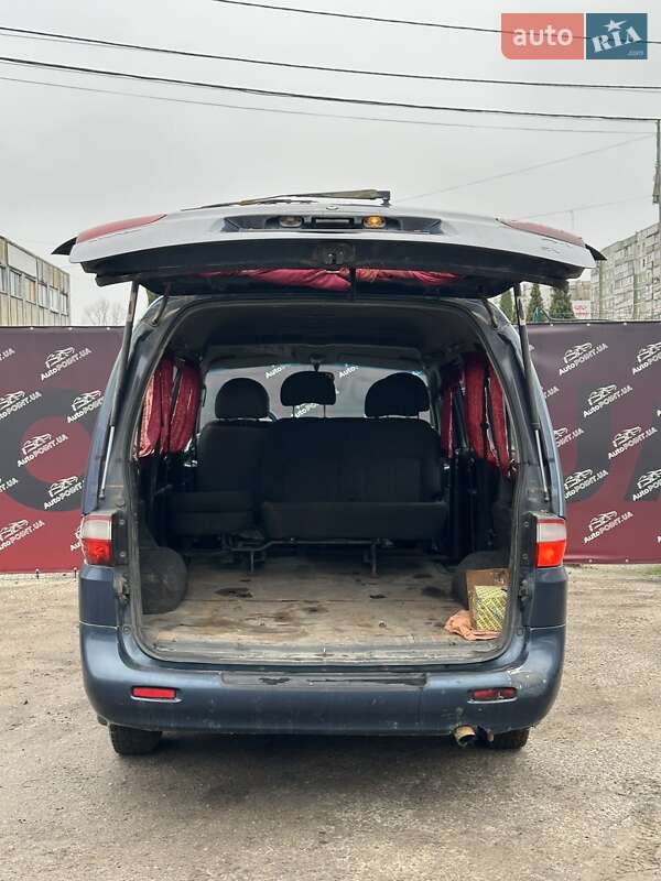 Минивэн Hyundai H-1 1999 в Сумах