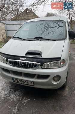 Минивэн Hyundai H-1 2002 в Николаеве