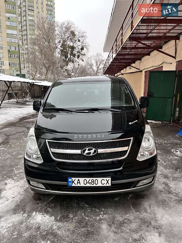 Минивэн Hyundai H-1 2012 в Киеве