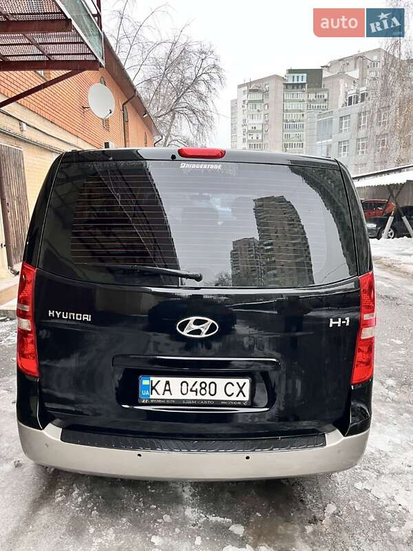 Минивэн Hyundai H-1 2012 в Киеве