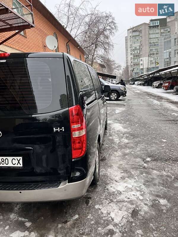 Минивэн Hyundai H-1 2012 в Киеве