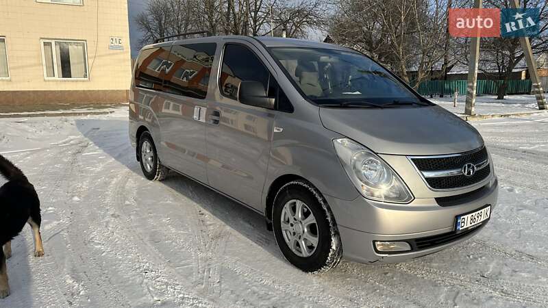 Минивэн Hyundai H-1 2012 в Лубнах