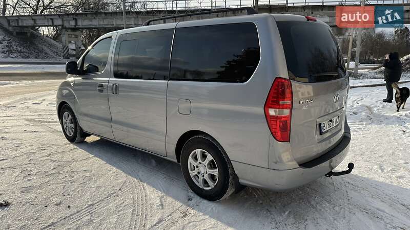 Минивэн Hyundai H-1 2012 в Лубнах