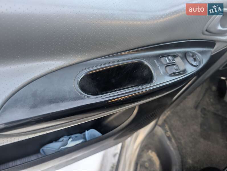 Минивэн Hyundai H-1 2006 в Щирце фото 12 Минивэн Hyundai H-1 2006 в Щирце