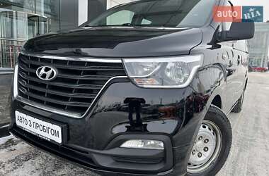 Мінівен Hyundai H-1 2019 в Києві