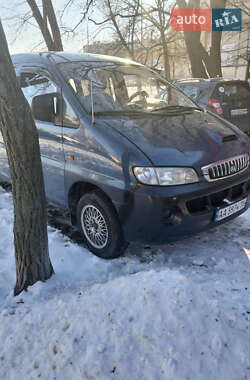 Минивэн Hyundai H-1 2004 в Киеве