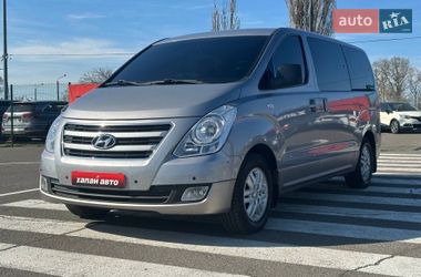 Минивэн Hyundai H-1 2016 в Одессе
