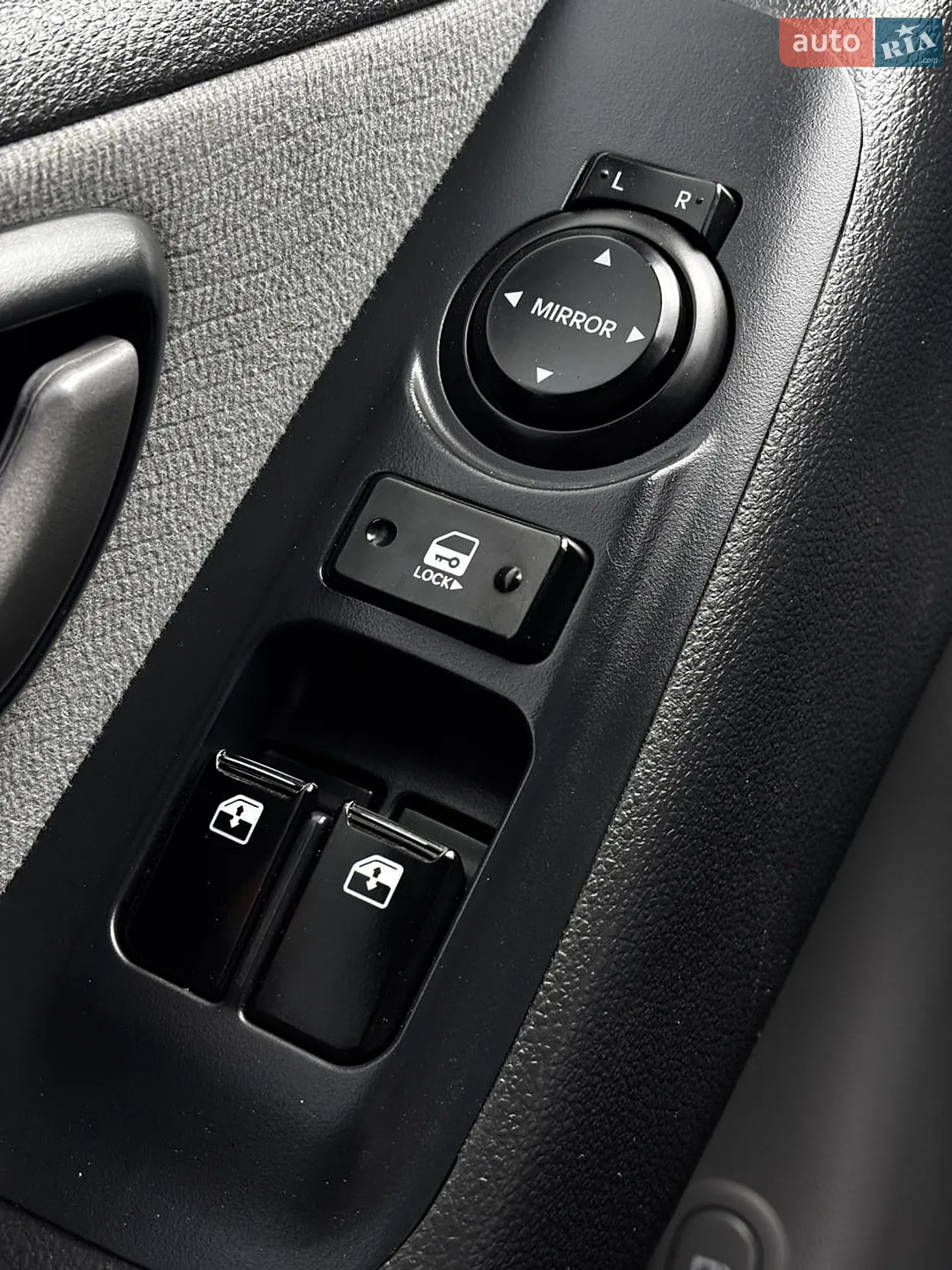 2010 Hyundai Starex (H-1) - мініатюра 14