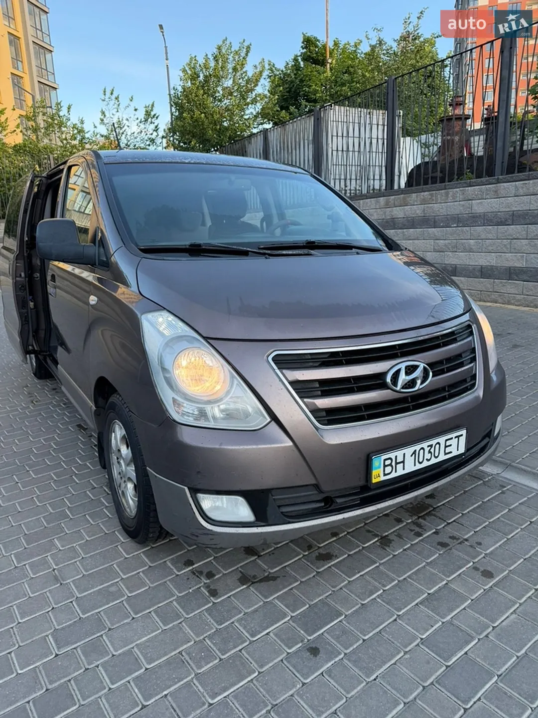 Hyundai H-1 2014