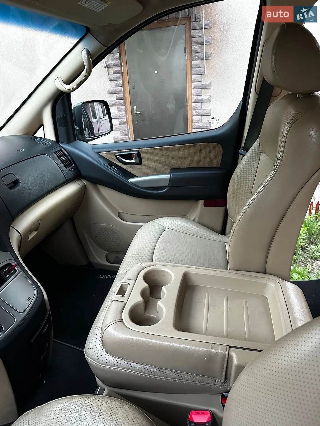 2012 Hyundai Starex (H-1) - мініатюра 16