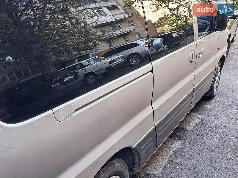 Hyundai H-1 2006