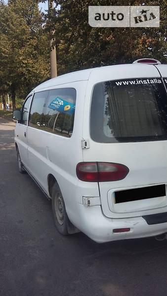 Грузопассажирский фургон Hyundai H 200 1999 в Луцке
