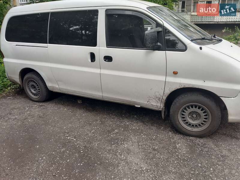 Мінівен Hyundai H 200 2002 в Харкові