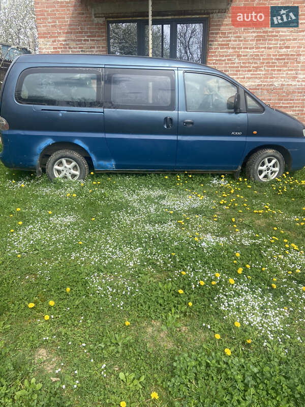 Минивэн Hyundai H 200 2000 в Ивано-Франковске