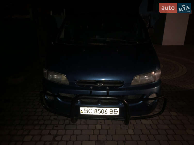 Минивэн Hyundai H 200 1998 в Жовкве