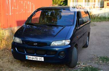 Минивэн Hyundai H 200 1998 в Первомайске