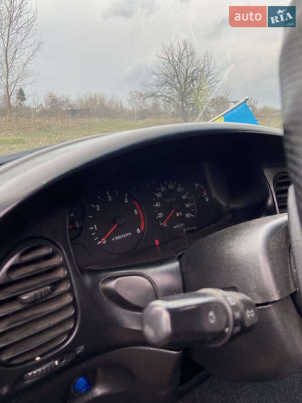 Минивэн Hyundai H 200 2000 в Житомире