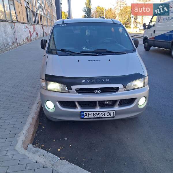 Минивэн Hyundai H 200 1999 в Броварах