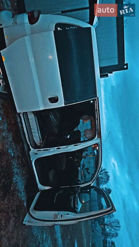 Мінівен Hyundai H 200 1998 в Турці фото 8 Мінівен Hyundai H 200 1998 в Турці