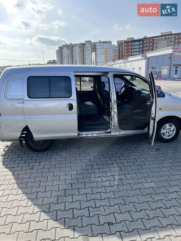 Грузопассажирский фургон Hyundai H 200 2000 в Одессе фото 9 Грузопассажирский фургон Hyundai H 200 2000 в Одессе