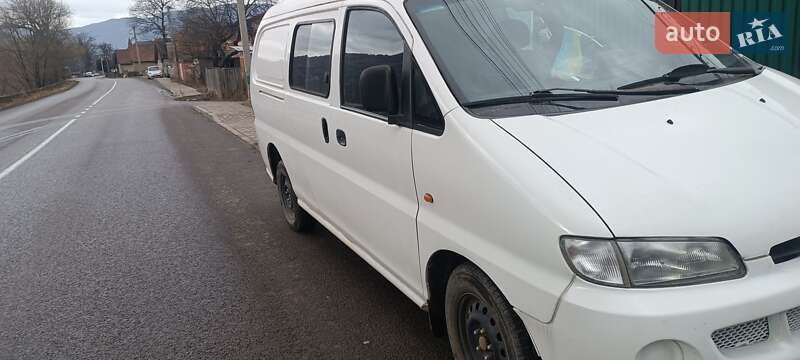 Мінівен Hyundai H 200 1999 в Рахові