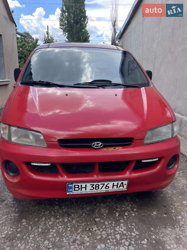 Мінівен Hyundai H 200 1999 в 