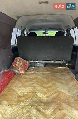 Мінівен Hyundai H 200 1999 в 