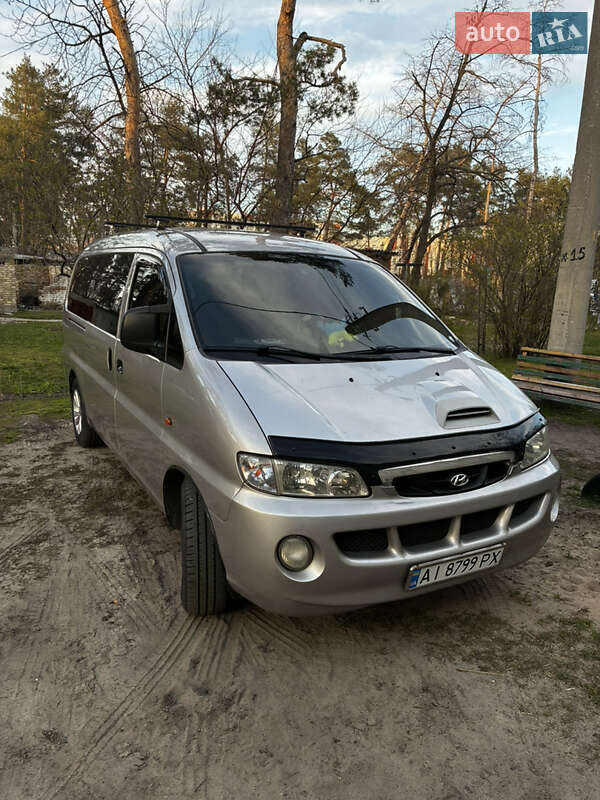Hyundai H 200 2000